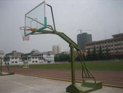 二号篮球设备展示